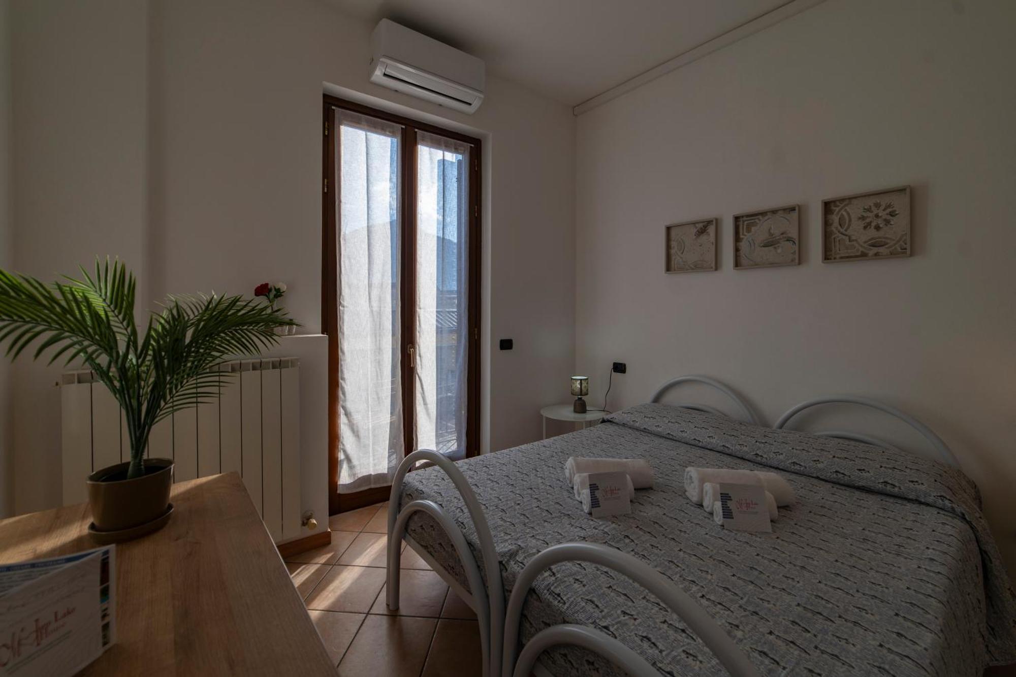 La Casa Dei Carta-New & Chic Apartment Lovere Bagian luar foto